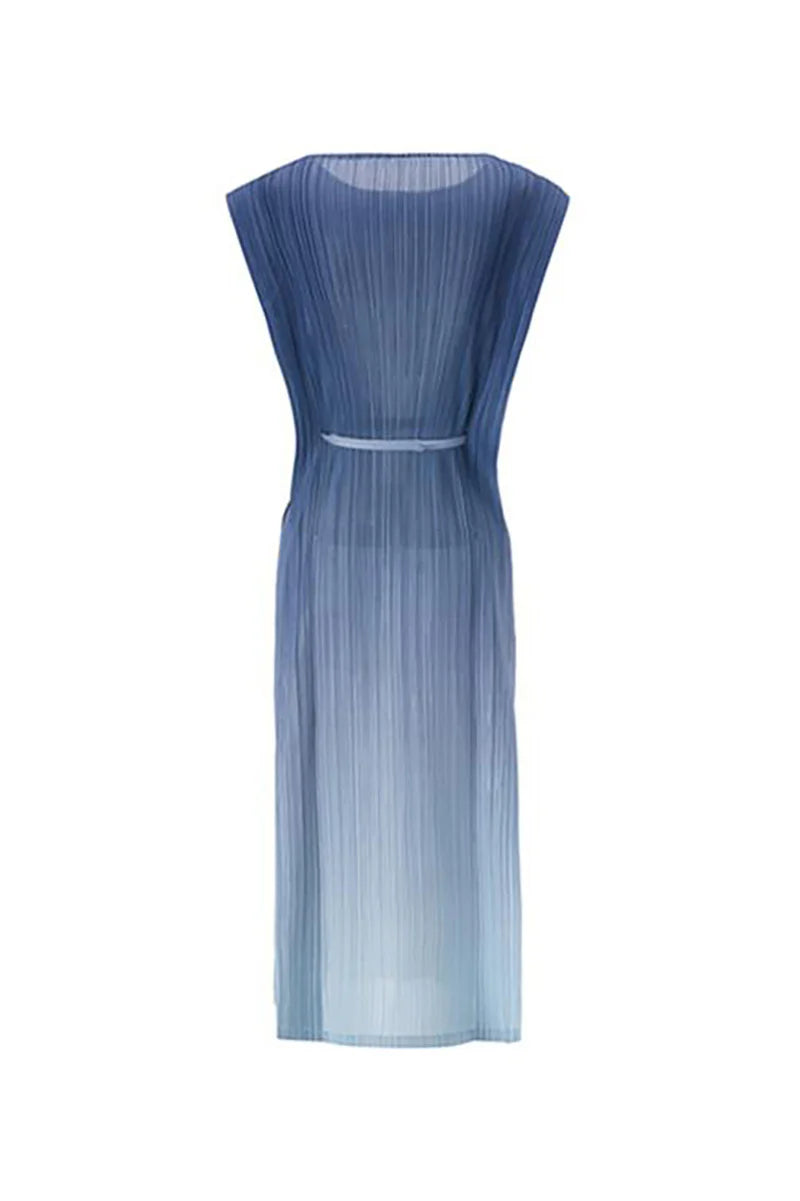 Ombre Pleated Sleeveless Midi Dress
