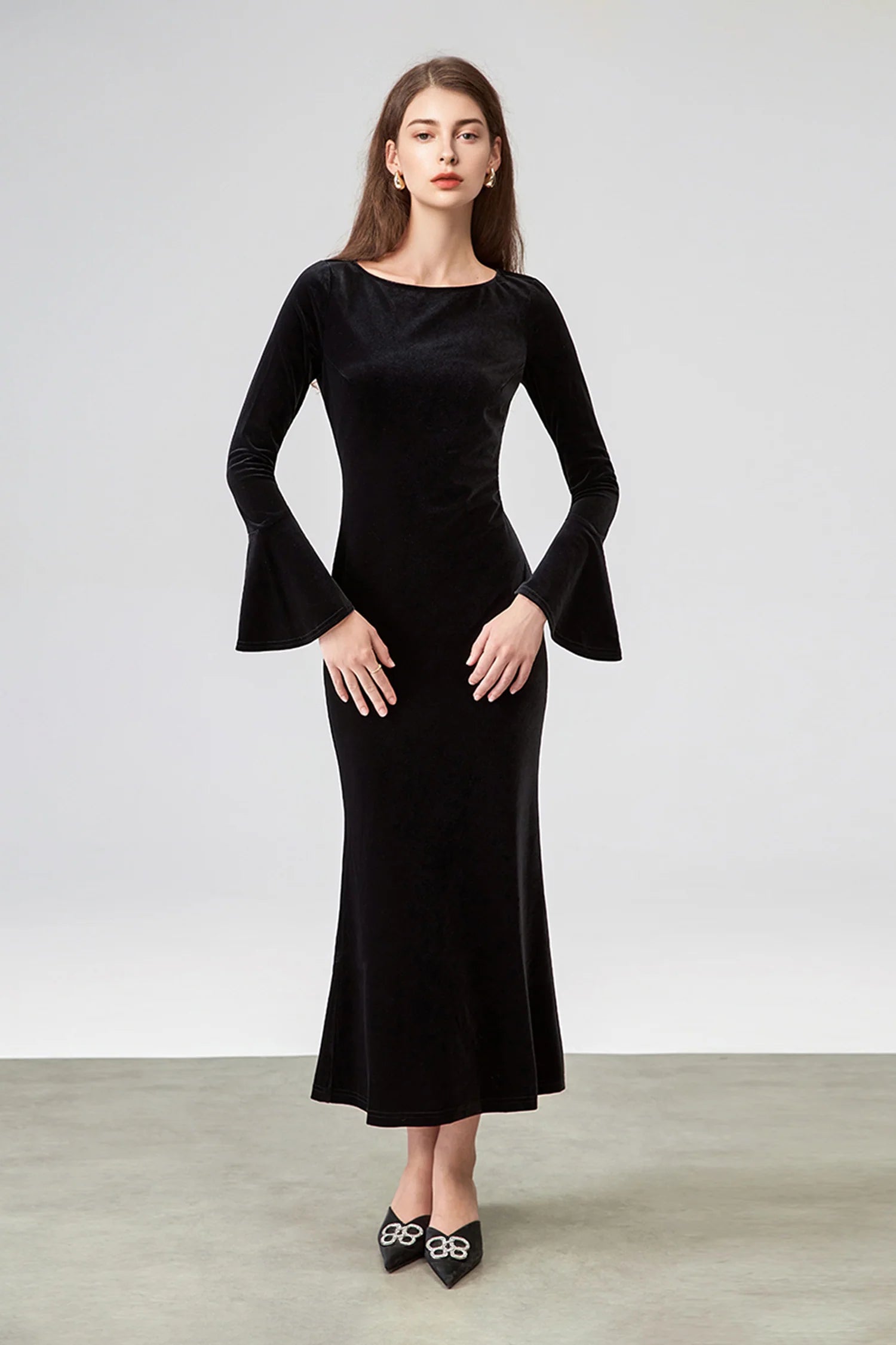 Black Velvet Long Sleeve Crewneck Maxi Dress