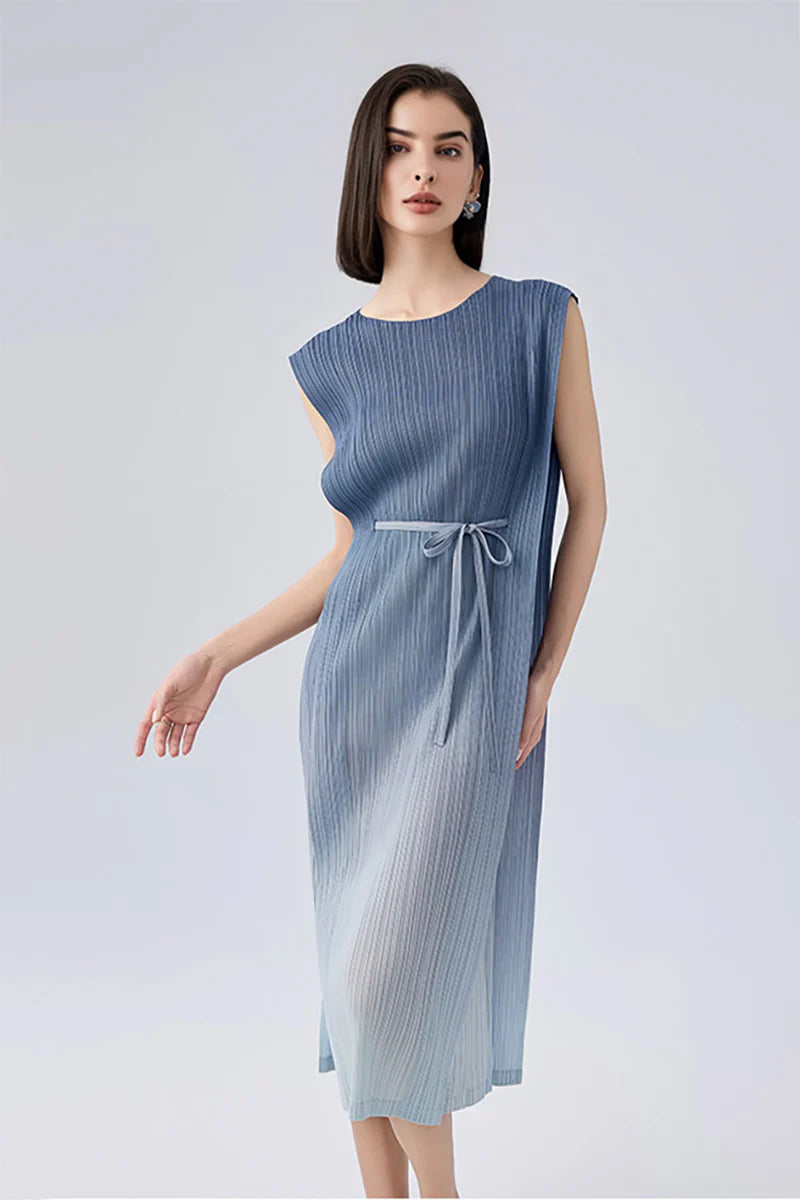 Ombre Pleated Sleeveless Midi Dress