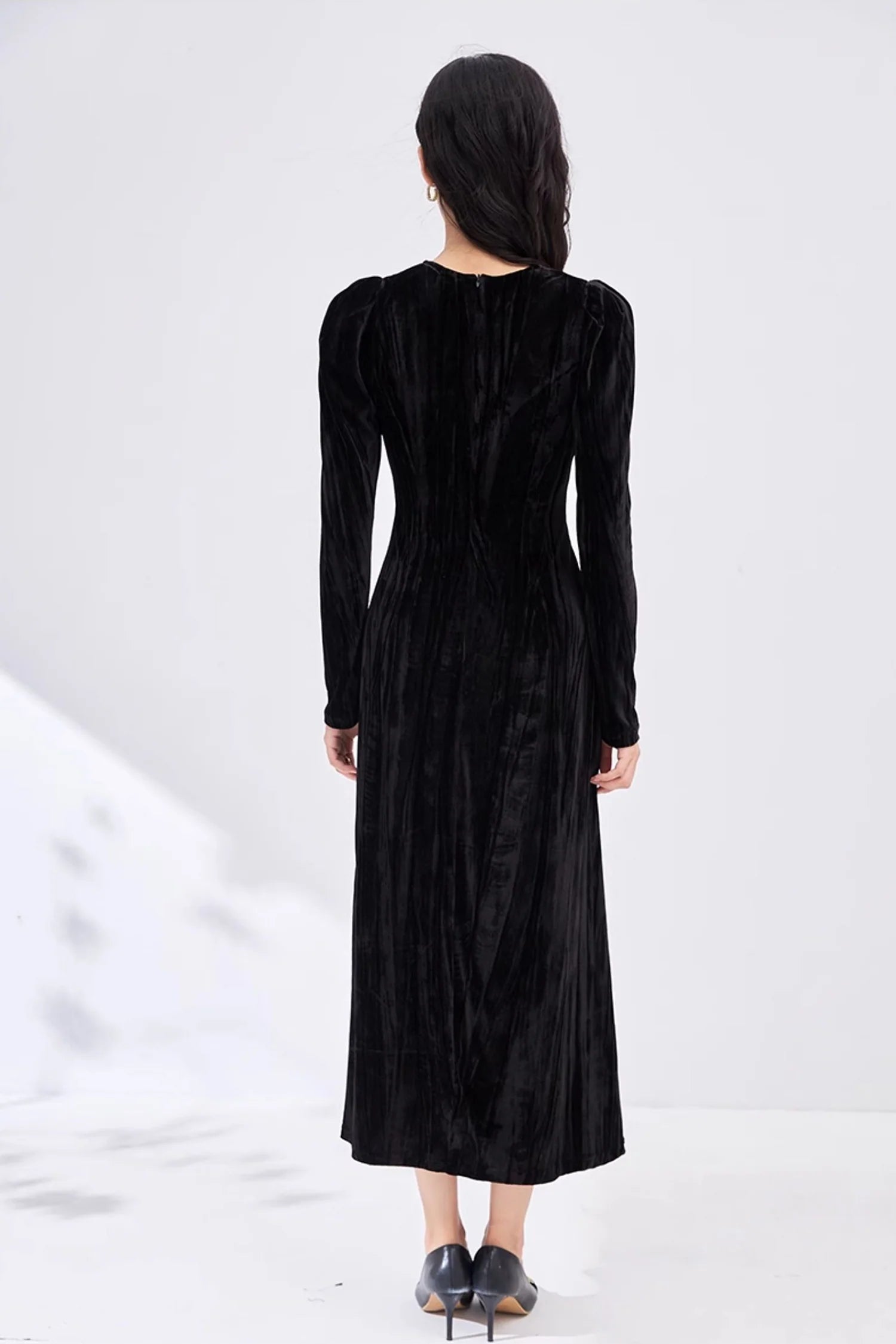 Black Velvet Textured Long Sleeve V-Neck Midi Dress
